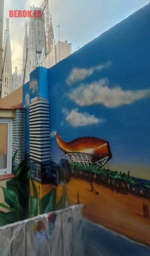 mural barcelona graffiti pez torres mapfre